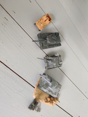 Airfix world war tanks - airfix, 2