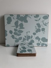 NEW MODERN SET 4 PLACEMATS SAGE GREEN EUCALYPTUS LEAF 4 COASTERS PLACE SETTINGS