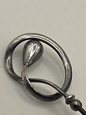 FABULOUS CHARLES HORNER SILVER HAT PIN. (A859)