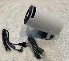Ultra HD LED Projector USB &