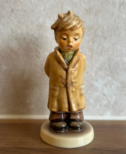 Hummel goebel figurine too - hummel,