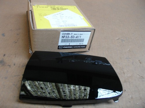 Np3350a11 right side - side, eye