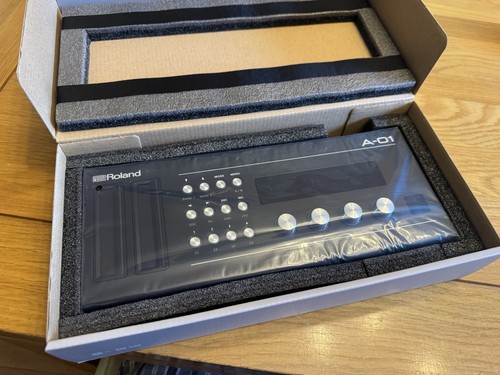 Roland boutique 8 bit - roland, a-01