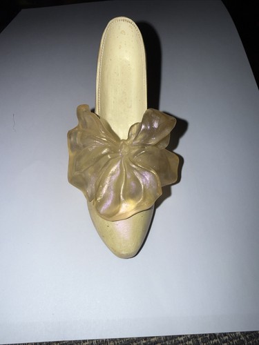 Just the right shoe tying - just,