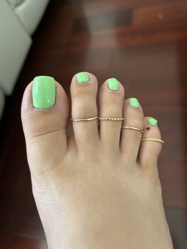 4pc gold color stackable toe - 4pc,