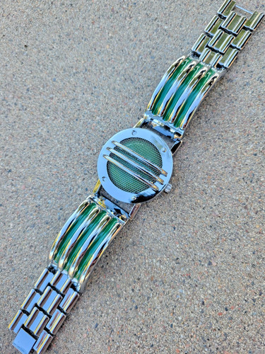 Green communicator power - communicator,