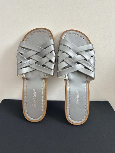 Salt water silver - water, pewter