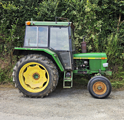 John deere 2130 farm tractor - john,