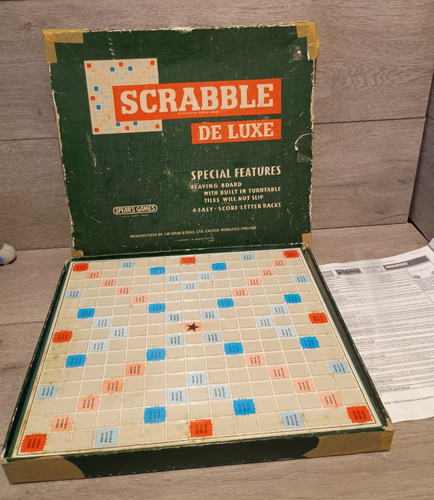 Scrabble deluxe board game - deluxe,
