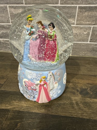 Enesco disney princess musical - disney,
