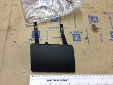 GENUINE 306 mk1 5Door hatchback REAR BUMPER Tow Hook Eye Cover 741483