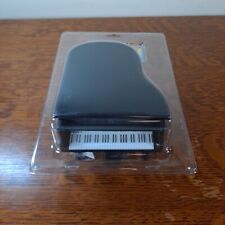 NEW IN PACKAGE 1:12 MINIATURE