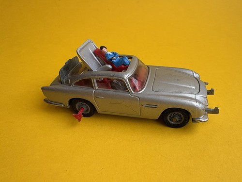Corgi toys 270 aston - toys,