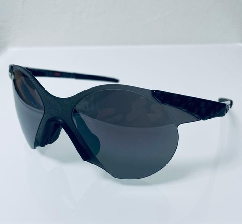 Limited edition oakley muzm - limited,