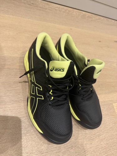 Asics hockey shoes - , size
