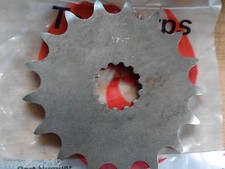 Front Sprocket 17T fits Suzuki GSX-R 750 (L/C) 2000-03  (525)