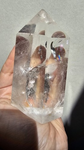 Grade large clear quartz - large,