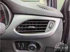 Vauxhall Astra Dashboard Side