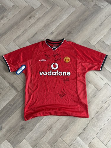 Man utd signed - signed, home
