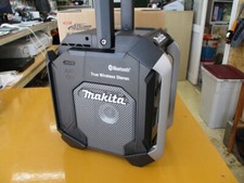 Makita MR005GZB Job Site Radio
