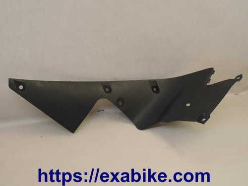 Left interior plastic for