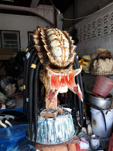 Predator elder style latex - predator,