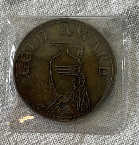 Vintage gold award gaming - vintage,