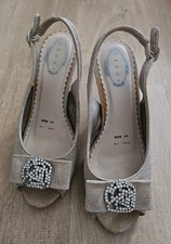 Debut Debenhams Women's Heels Size 5 Gold