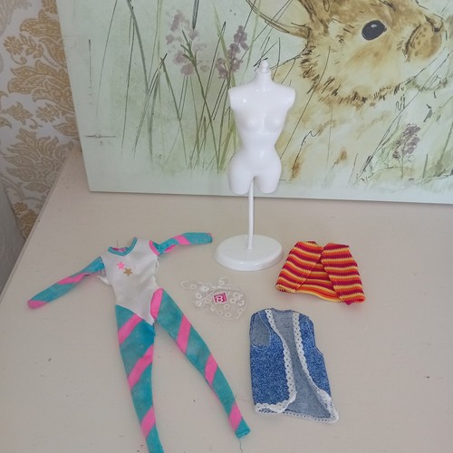 Barbie mattel display stand - barbie,