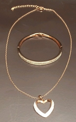 Warren james swarovski - james,