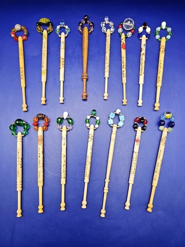 Wooden decorated lace - 15,
