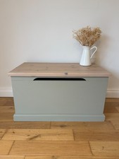 Blanket box ottoman chest