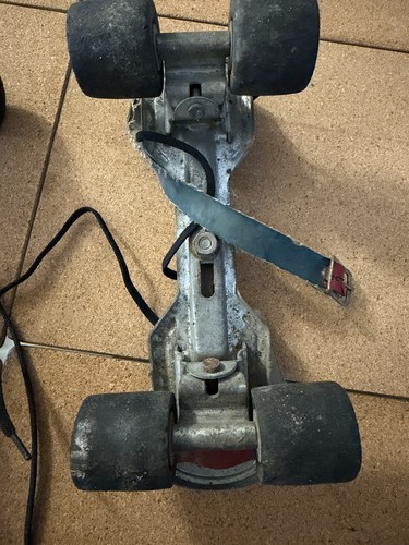 Vintage flyer roller skates - roller,