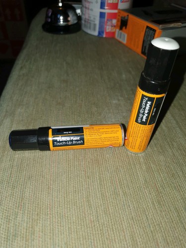 Vehicle paint touch - vehicle, brush