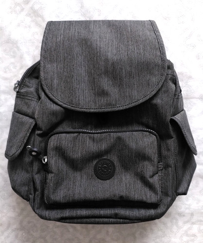 Vgc black peppery city pack - peppery',