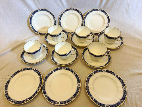 Royal crown derby milldale - crown,