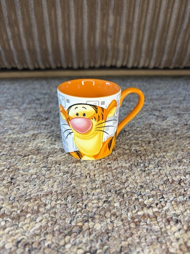 Disney store exclusive tigger - disney,