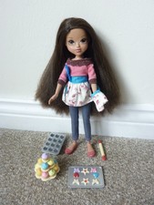 Moxie Girls Doll - Baker +