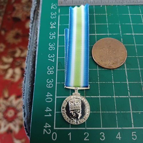 Qeii south atlantic medal - south,