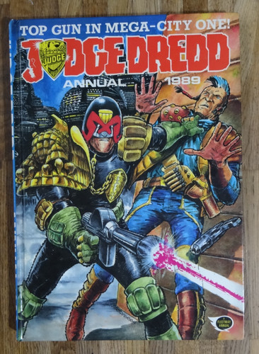Judge dredd annual 1989 top - judge,