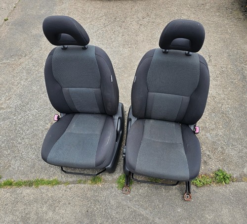 Toyota rav 3dr - 3dr, both