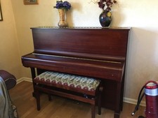 Piano Samick upright piano very good condition