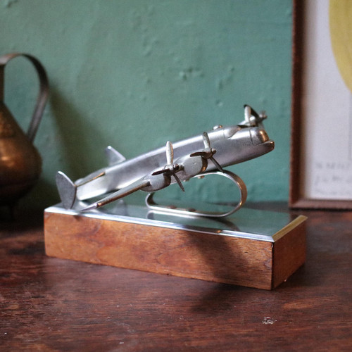 Vintage cast metal avro - cast,