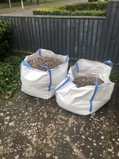 BULK BAG (1/2 TONNE) OF GARDEN GRAVEL FOR EDGING DRIVEWAY PEA SHINGLE.