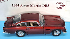 Danbury Mint - 1:24 Scale - 1964  Aston Martin DB5