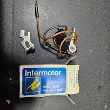 Contact breaker points