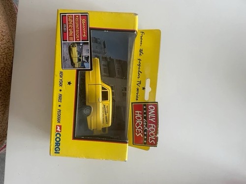 Corgi reliant regal super van - regal,