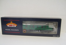 BACHMANN OO GAUGE 39-178A BR MK.1  FULL BRAKE  BG  SR GREEN  S81292