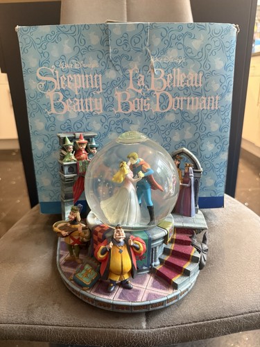 Disney sleeping beauty - sleeping,