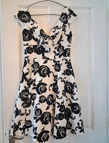 Linea white black - floral, satin